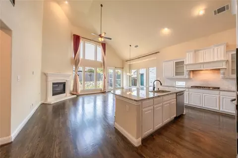 14125 Sparrow Hill Dr, Little Elm, TX 75068