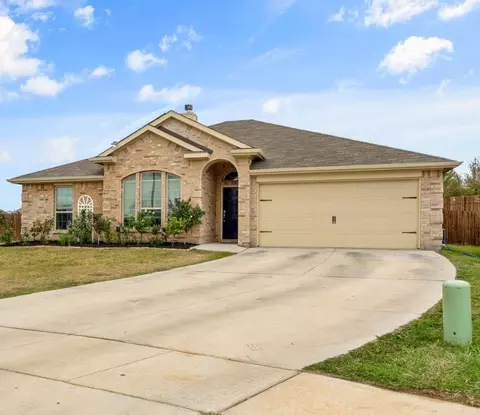 1408 Wavelet Dr, Pelican Bay, TX 76020