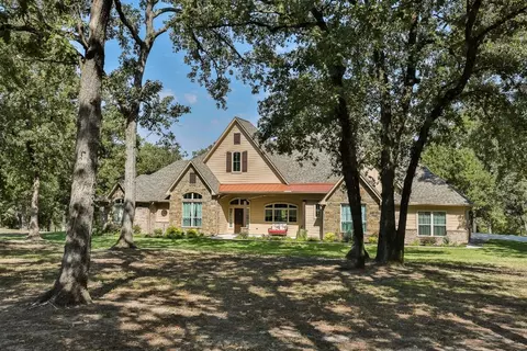 23320 Bridle View Dr, Lindale, TX 75771