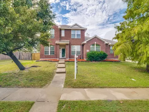 2000 Sumac Dr, Forney, TX 75126