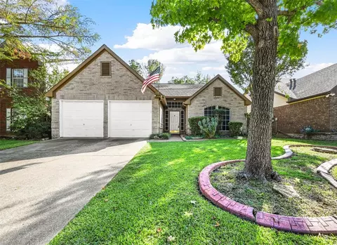 4740 Bracken Dr, Fort Worth, TX 76137
