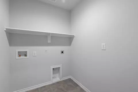 548 Bronze Cir E, Springtown, TX 76082 photo 35