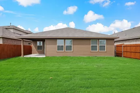 548 Bronze Cir E, Springtown, TX 76082 photo 38
