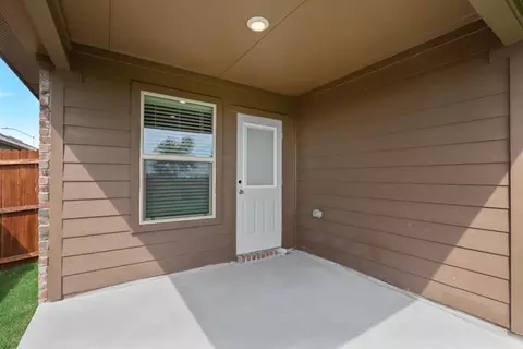 548 Bronze Cir E, Springtown, TX 76082 photo 37