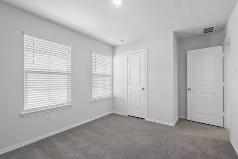 548 Bronze Cir E, Springtown, TX 76082 photo 22