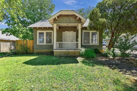 1509 N Broughton St, Sherman, TX 75090