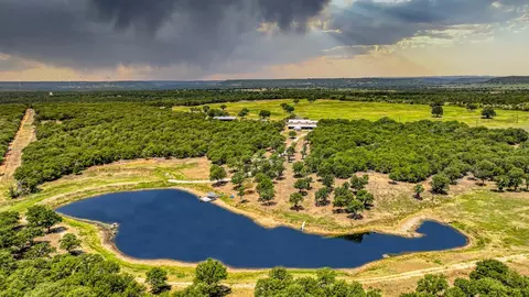 651 Eason Rd, Jacksboro, TX 76458
