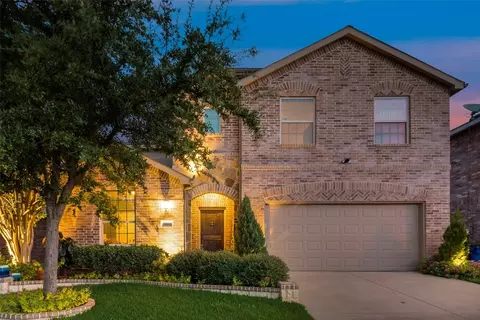 2002 Uvalde Dr, Forney, TX 75126