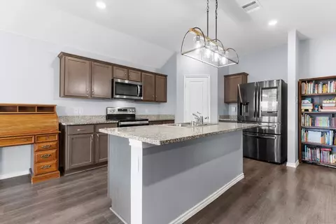 120 Stovall Ln, Caddo Mills, TX 75135