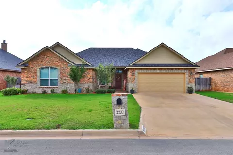 2233 Bunker Hill Dr, Abilene, TX 79601