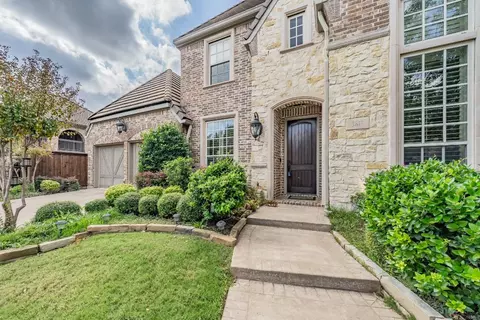 5817 Shoreside Dr, Irving, TX 75039 photo 2