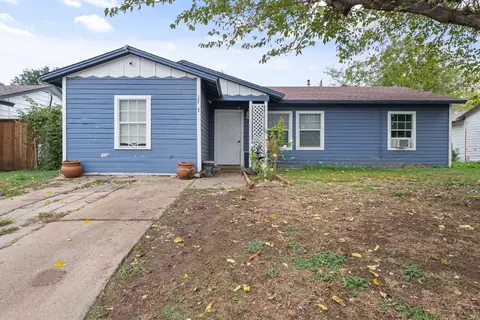 1703 Dale Dr, Arlington, TX 76010