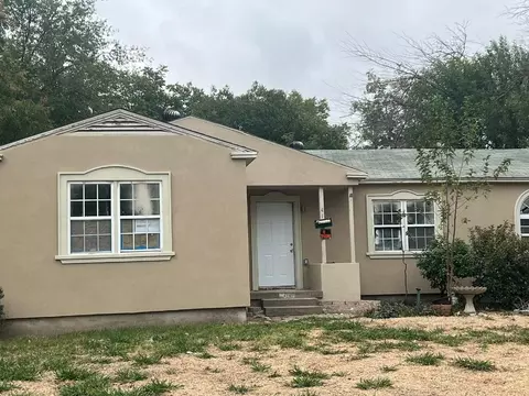 414 Goodyear St, Irving, TX 75062
