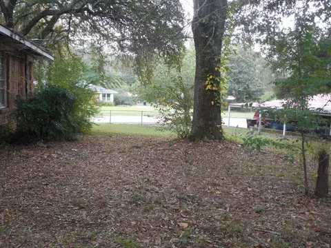 505 Center Park Dr, Springhill, LA 71075 photo 6