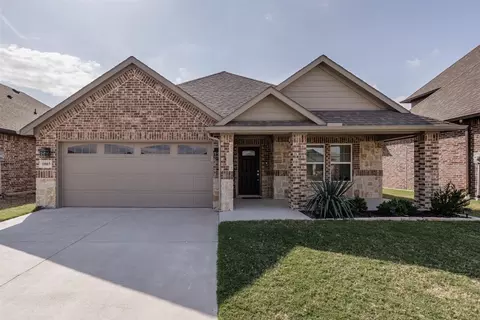 1003 Moseley Ln, Greenville, TX 75402