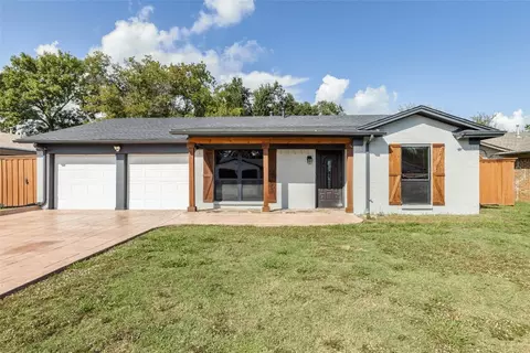 1301 Darlene Ln, Arlington, TX 76010