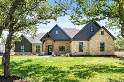 8391 Spring Creek Loop, Salado, TX 76571