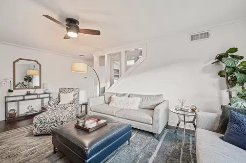 4211 Holland Ave #213, Dallas, TX 75219