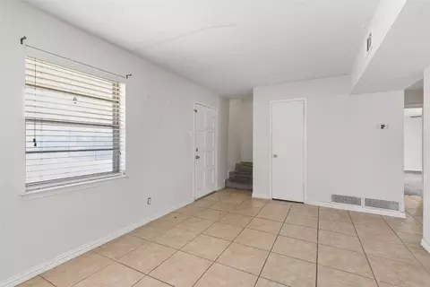 1417 Carroll Dr, Garland, TX 75041