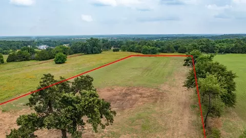 147 1st Street # 391, Gainesville, TX 76240