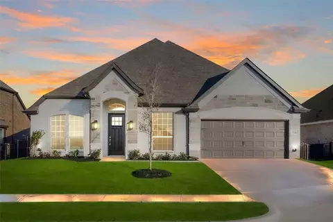 7720 Sweet Sorghum St, Cleburne, TX 76058