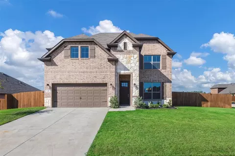 129 Rosemary Dr, Azle, TX 76020
