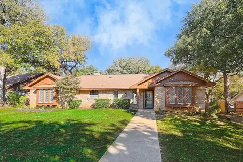 4701 Weyhill Dr, Arlington, TX 76013