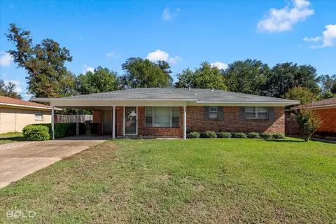 4103 Parkway Dr, Bossier City, LA 71112