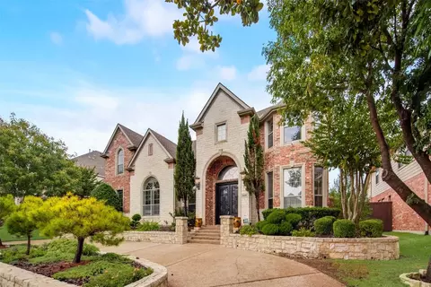 8101 Sutherland Ln, Plano, TX 75025