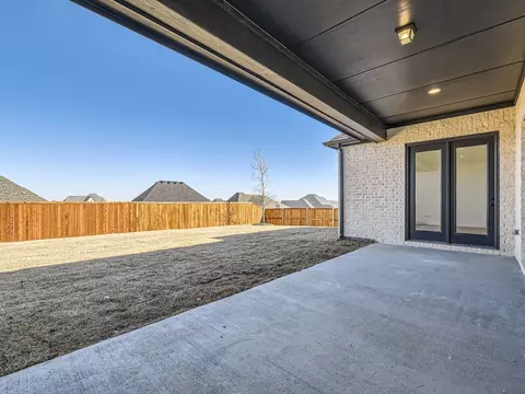 Exterior - 511 Syracuse St, Haslet, TX 76052 photo 4 of 6