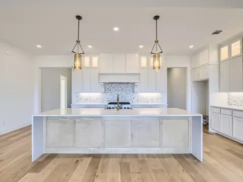 Kitchen - 511 Syracuse St, Haslet, TX 76052 photo 2 of 4