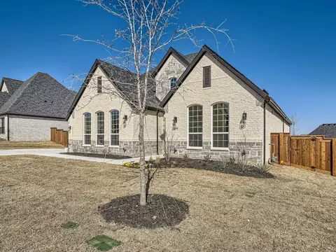 Exterior - 511 Syracuse St, Haslet, TX 76052 photo 2 of 6