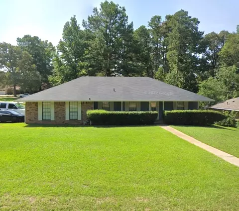 8530 Edgewood Dr, Haughton, LA 71037