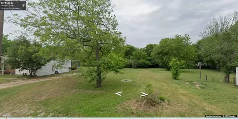 528 Pettit, Newark, TX 76071