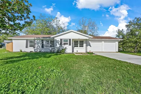 200 SW Taylor St, Burleson, TX 76028
