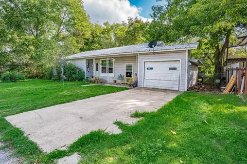 225 Pecan St, Dublin, TX 76446
