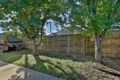 2000 Benjamin Dr, Sanger, TX 76266 photo 21