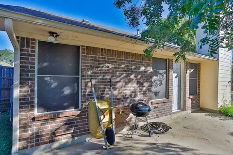 2000 Benjamin Dr, Sanger, TX 76266 photo 25