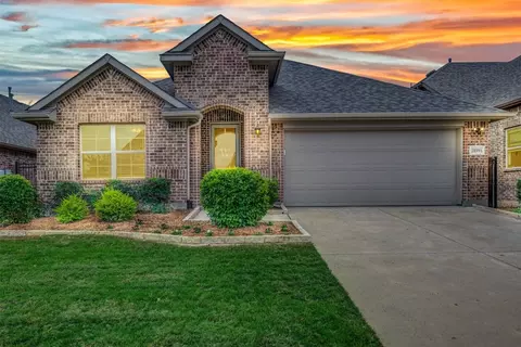 2109 Bishop Barrel Ln, St Paul, TX 75098
