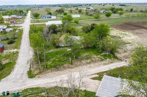 611 Old Shive Rd, Hamilton, TX 76531