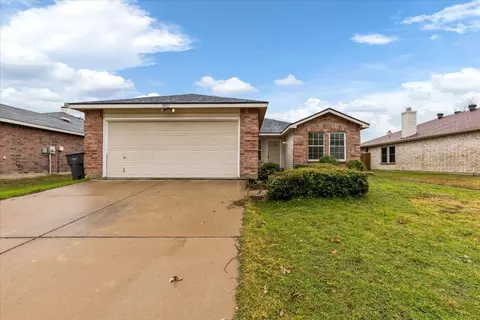 8957 Preakness Cir, Fort Worth, TX 76123