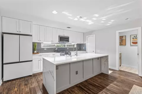 4303 Cabell Dr, Dallas, TX 75204