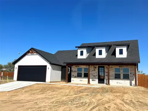 584 Highview Ct, Godley, TX 76044