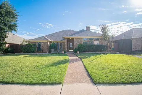 3304 Sailmaker Ln, Plano, TX 75023