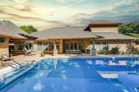 5600 Euclid Dr, Arlington, TX 76013
