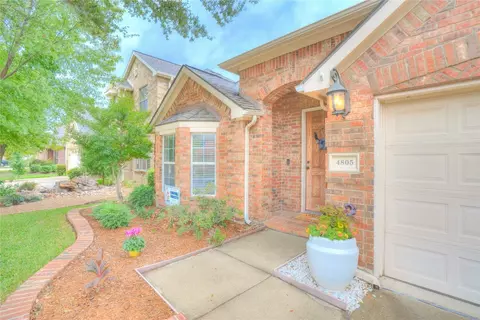 4805 Van Zandt Dr, Fort Worth, TX 76244
