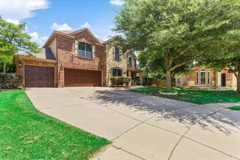 1209 Latta Pl E, Burleson, TX 76028