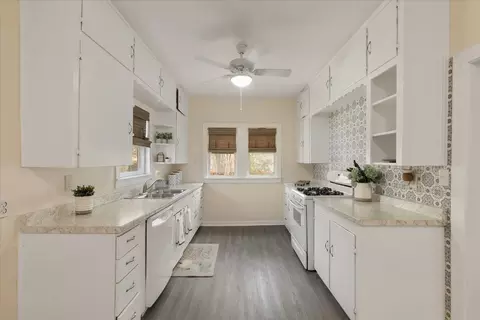 104 E 2nd St, Cleburne, TX 76031 photo 8