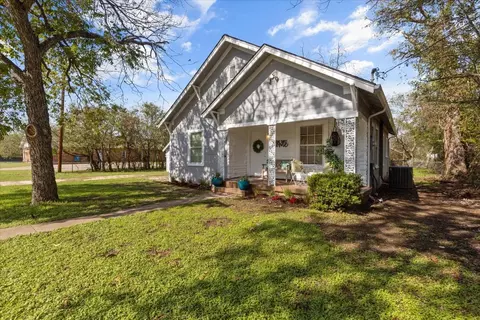 104 E 2nd St, Cleburne, TX 76031 photo 20