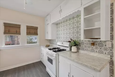 104 E 2nd St, Cleburne, TX 76031 photo 9